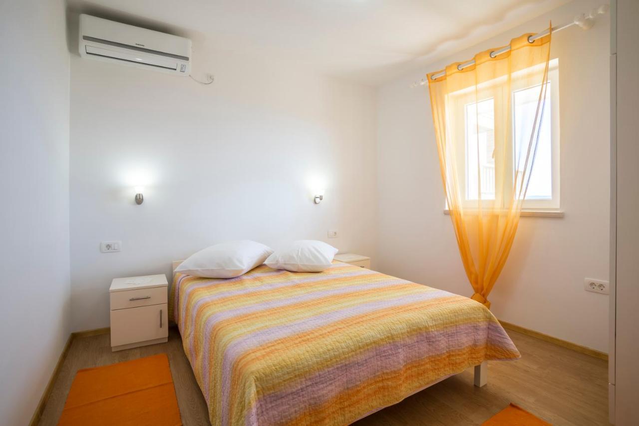 Apartmani Bezmalinovic بول المظهر الخارجي الصورة