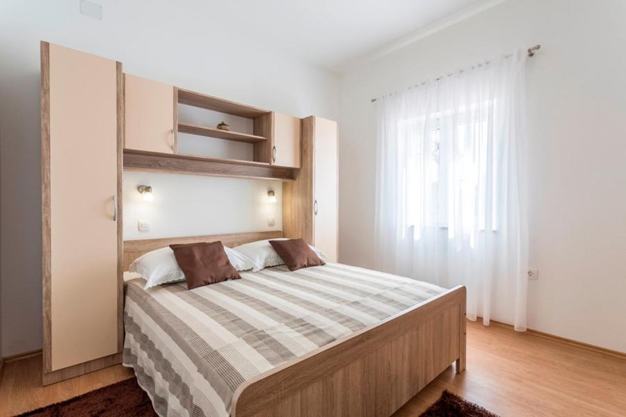 Apartmani Bezmalinovic بول المظهر الخارجي الصورة